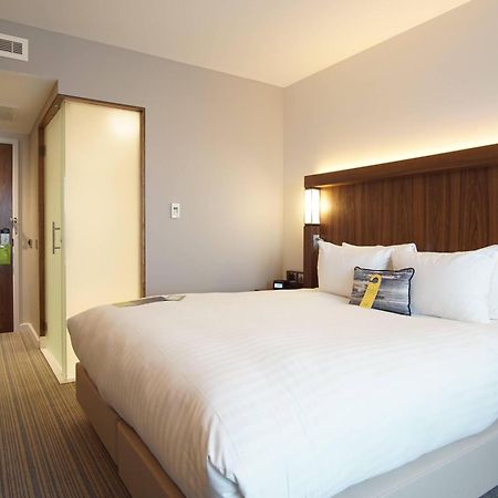 Courtyard By Marriott Glasgow Airport Пейсли Экстерьер фото