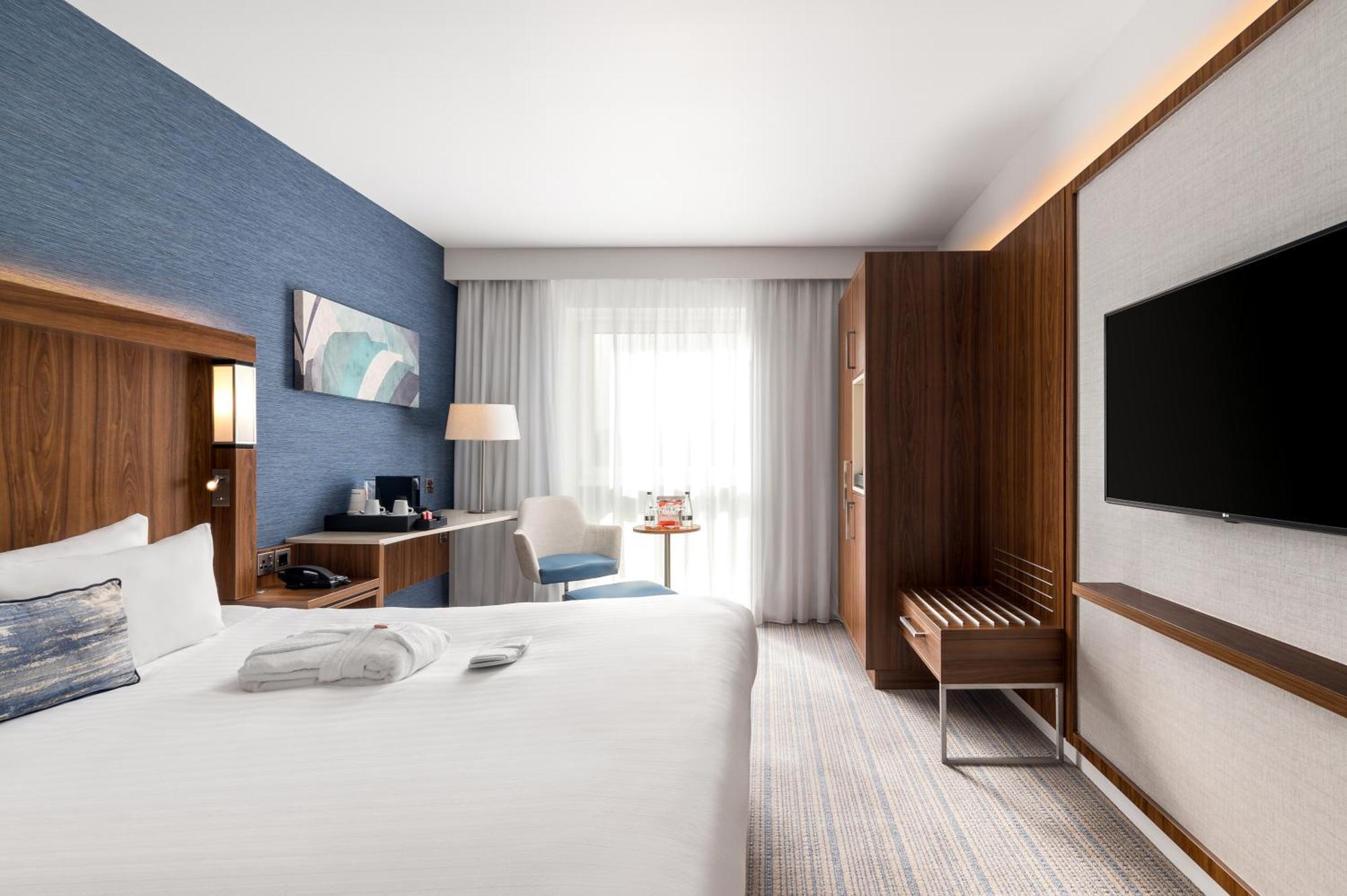 Courtyard By Marriott Glasgow Airport Пейсли Номер фото